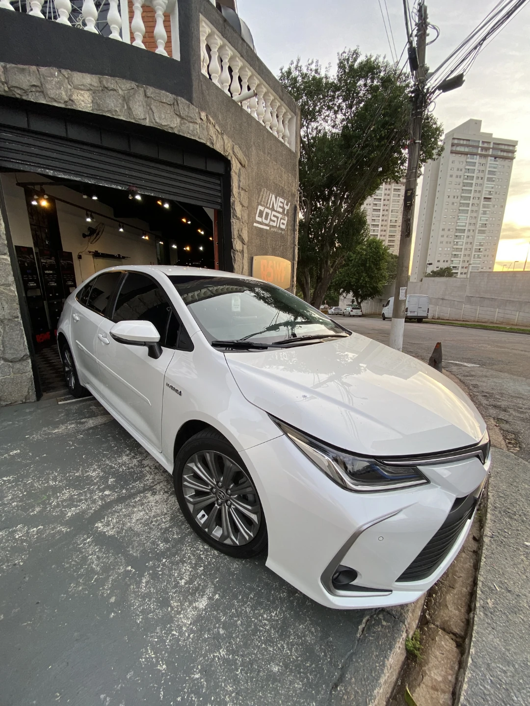 Película de proteção solar automotiva R5WF